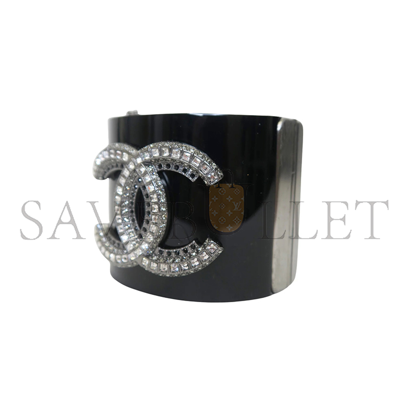 CHANEL CC CUFF BRACELET 302512